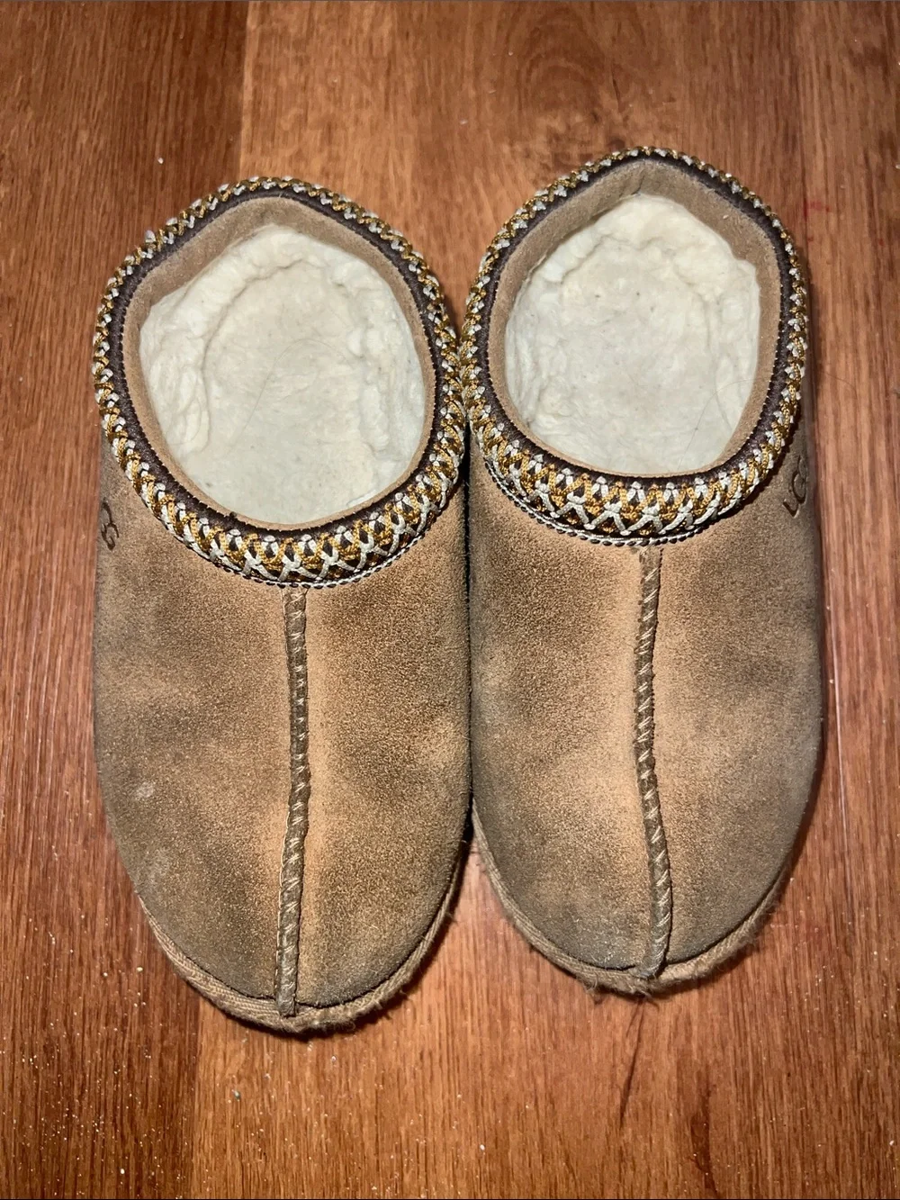 (USED) UGG Brown Suede Slip-On Clog with Shearling Collar